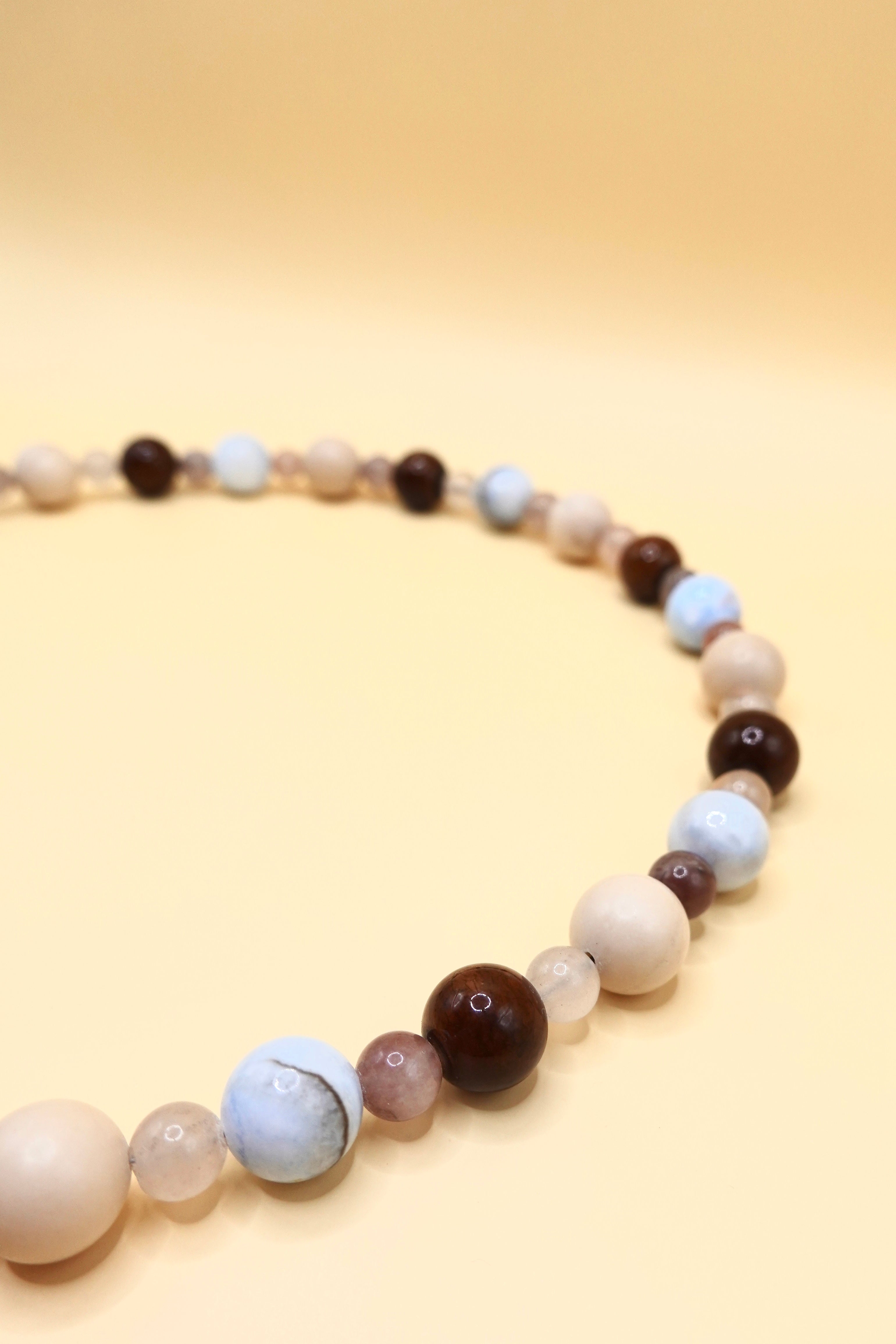 Beaded Necklace | Frosty Brownie